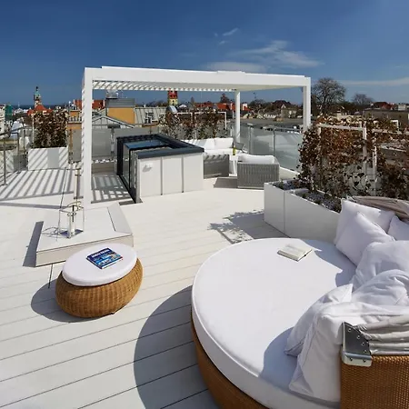Imperial - Na Fali * Sopot